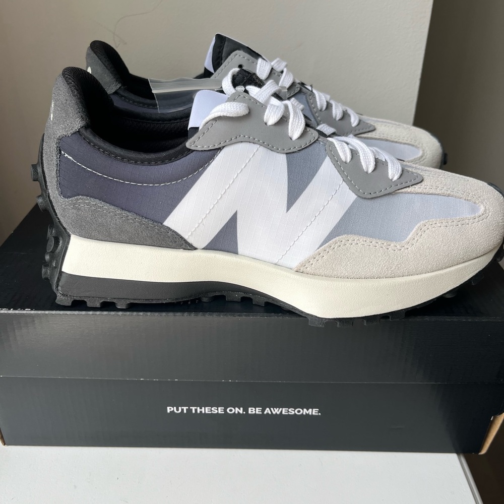 NIB New Balance 327 Ombré Gray Mens’ 6.5 Women’s’ 8 NEW